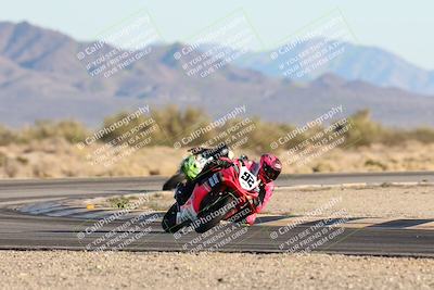 media/Dec-07-2025-CVMA (Sun) [[3e7d2de5dc]]/Race 16-Formula Middleweight/